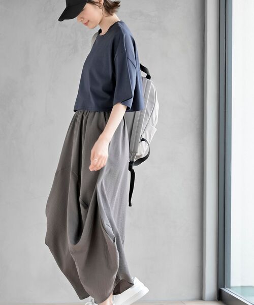 rps(アールピーエス)の「変形ドレープコクーンスカーチョ(その他パンツ・レディース・ブラック/チャコールグレー・フリー)」の5枚目の写真