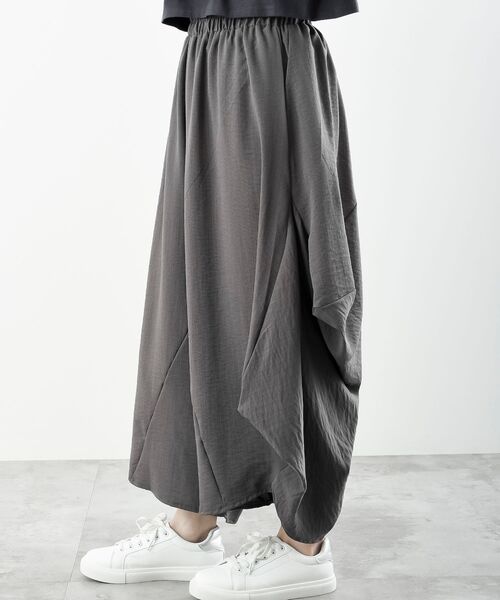 rps(アールピーエス)の「変形ドレープコクーンスカーチョ(その他パンツ・レディース・ブラック/チャコールグレー・フリー)」の21枚目の写真