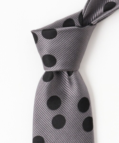 BEAMS F（ビームスエフ）の「FITZGERALD / シルク ドット柄 ネクタイ（ネクタイ・メンズ・ブラック/グレー・ONE SIZE）」の5枚目の写真