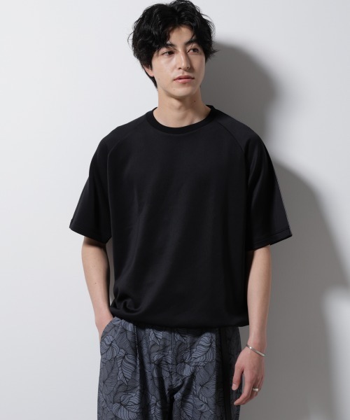 NANO universe(ナノユニバース)の「ラグランアジャストTシャツ 半袖(Tシャツ/カットソー・メンズ・ブラック/ホワイト/ネイビー・L/M)」の2枚目の写真