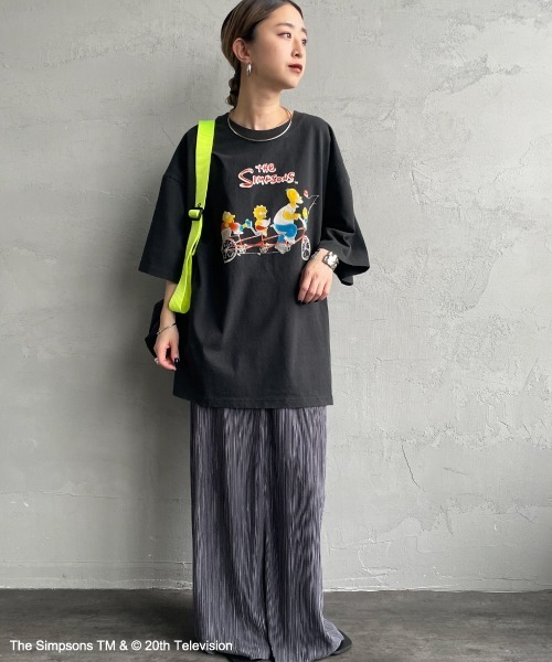 JEANS FACTORY Clothes（ジーンズファクトリークローズ）の「[JEANS FACTORY CLOTHES/ジーンズファクトリークローズ] SIMPSONS / ダメージ キャラクターTシャツ（Tシャツ/カットソー・レディース・ブラック・S/M/L）」の9枚目の写真