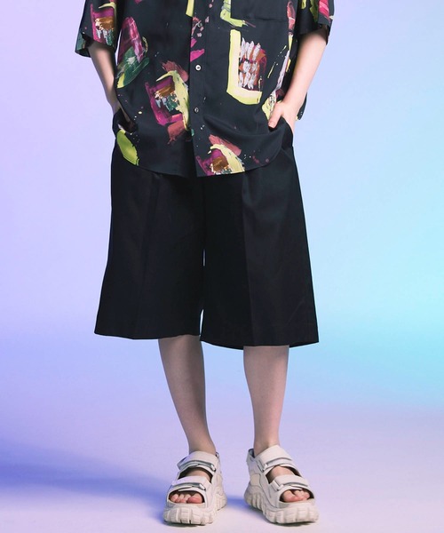 MAISON SPECIAL(メゾンスペシャル)の「《UNISEX》120/2/2 Suvin Cotton Gabardine Prime-Wide Shorts//スビンコットンギャバジンプライムワイドショーツ【MAISON SPECIAL/メゾンスペシャル】(その他パンツ・メンズ・ダークブルー/ブルー/チャコールグレー/ブラック・2/1/0)」の2枚目の写真