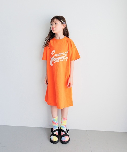 BAYFLOW（ベイフロー）の「[スリット入りで動きやすい♪]アソートプリントビッグワンピ(KIDS)（ワンピース・キッズ・チャコール/オレンジ/パープル・110cm/120cm/150cm/130cm/140cm）」の6枚目の写真