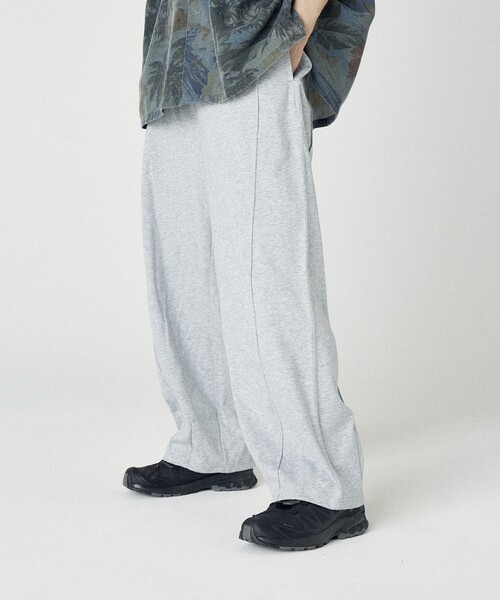 FREAK'S STORE（フリークスストア）の「FREAK’S STORE/フリークスストア 接触冷感 カーブシルエット ボンディング ワイドスウェットパンツ（スウェットパンツ・メンズ・ブラウン/ブラック/グレー/チャコールグレー・MEDIUM/LARGE）」の3枚目の写真