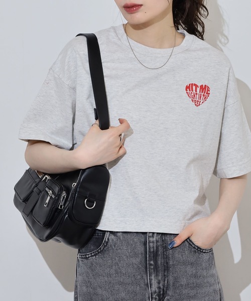 spiritoso(スピリトーゾ)の「spiritoso アソートクロップドTシャツ(Tシャツ/カットソー・レディース・レッド系1/レッド系2/スカイブルー・F)」の1枚目の写真