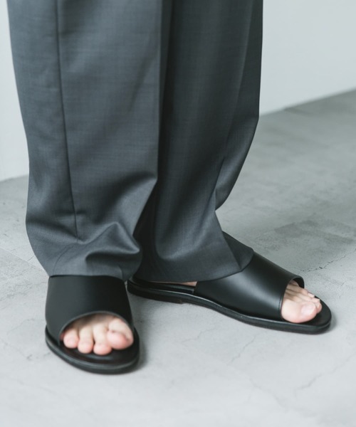 URBAN RESEARCH DOORS（アーバンリサーチドアーズ）の「Made in Japan カバーサンダル（サンダル・メンズ・ブラック/ブラウン・MEDIUM/LARGE）」の3枚目の写真