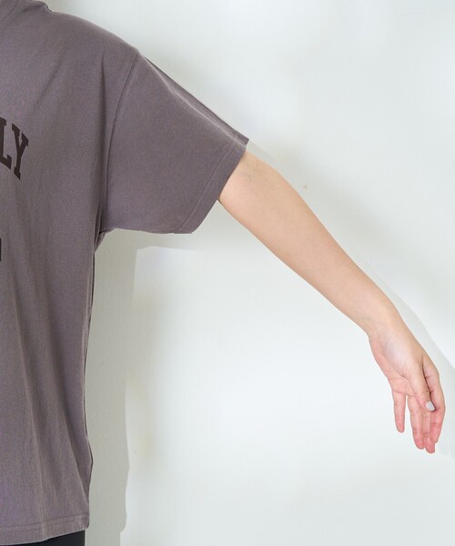 FREAK'S STORE(フリークスストア)の「タイガープリントTシャツ/カレッジプリントTシャツ/TORA Tシャツ/トラ柄(Tシャツ/カットソー・レディース・チャコール/ライトグレー/オフホワイト・フリ-)」の6枚目の写真