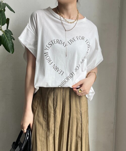 DouDou(ドゥドゥ)の「【WEB限定】ハートタックスリーブTEE(Tシャツ/カットソー・レディース・オフホワイト/チャコールグレー/ブラック・FREE)」の11枚目の写真