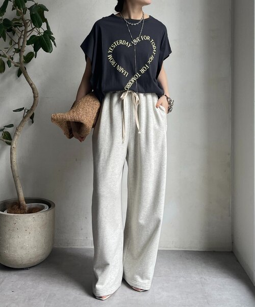 DouDou(ドゥドゥ)の「【WEB限定】ハートタックスリーブTEE(Tシャツ/カットソー・レディース・オフホワイト/チャコールグレー/ブラック・FREE)」の22枚目の写真