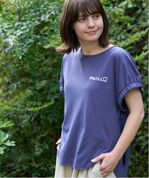 petit main(プティマイン)の「【水陸両用】ロゴ刺しゅうTシャツ(キッズサイズ)(Tシャツ/カットソー・キッズ・ラベンダー/ライトカーキ/ネイビー/アイボリー・80cm/100cm/90cm/120cm/110cm/130cm)」の9枚目の写真