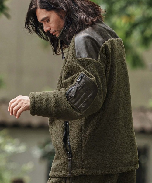 CAMBIO(カンビオ)の「mj10845- Sheep Like Boa Synthetic Leather Blouson ボアレザーブルゾン(その他アウター・メンズ・ブラック/オリーブ・S/M/L)」の5枚目の写真