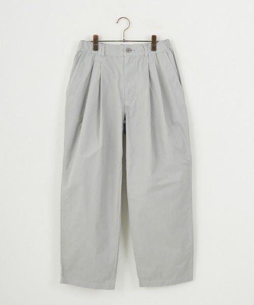 STILL BY HAND（スティルバイハンド）の「[STILL BY HAND/スティルバイハンド] 別注 製品染め ツータックパンツ（その他パンツ・メンズ・チャコールグレー/ライトグレー・44/48/46）」の3枚目の写真