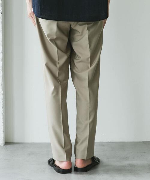 URBAN RESEARCH DOORS(アーバンリサーチドアーズ)の「TRストレッチテーパードトラウザー(その他パンツ・メンズ・ブルー系その他/ベージュ系その他/ブラウン/ブラック・SMALL/MEDIUM/LARGE/X-LARGE)」の17枚目の写真