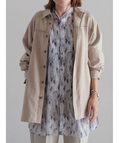 FIL DE FER(フィルデフェール)の「ポリエステルピーチ ビッグシャツ(シャツ/ブラウス・レディース・キャメル/ベージュ・FREE)」の2枚目の写真