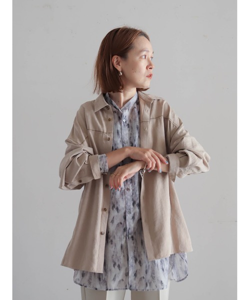 FIL DE FER(フィルデフェール)の「ポリエステルピーチ ビッグシャツ(シャツ/ブラウス・レディース・キャメル/ベージュ・FREE)」の3枚目の写真