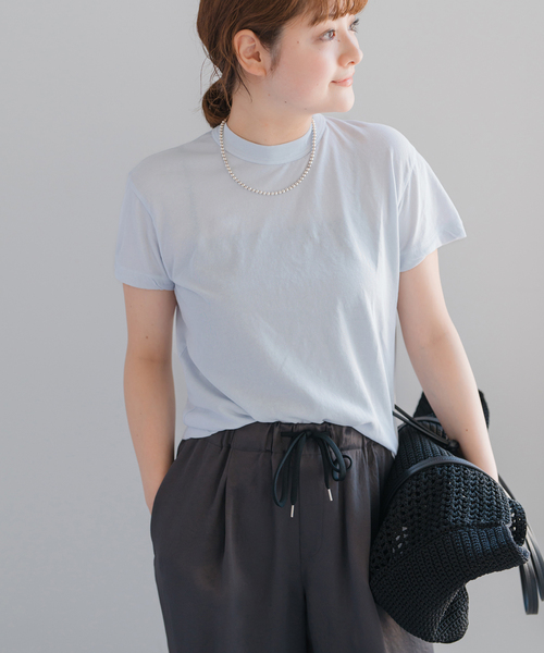 ATON（エイトン）の「ATON/エイトン FRESCA SINGLE JERSEY TIGHT FIT T-SH（Tシャツ/カットソー・レディース・ブラック/スカイブルー/イエロー/ピンク・38）」の12枚目の写真