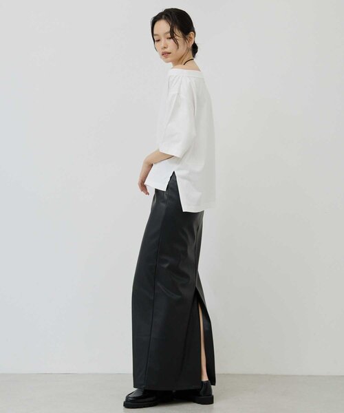 GALLARDAGALANTE（ガリャルダガランテ）の「【2Way】オフショルTee（Tシャツ/カットソー・レディース・ブラウン/ホワイト/ブラック・FREE）」の11枚目の写真