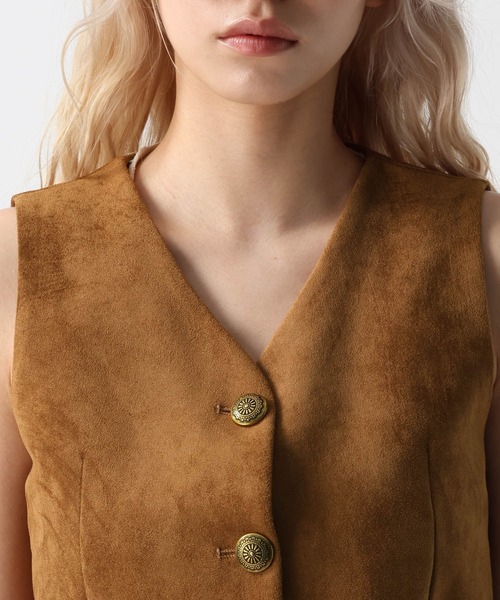 FOREVER 21（フォーエバー トゥエンティーワン）の「【2025SS】フェイクスエードジレ（ベスト・レディース・ブラウン系その他・FREE）」の5枚目の写真