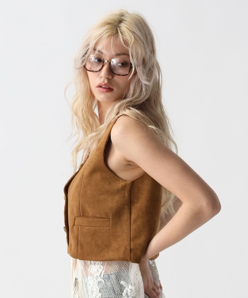 FOREVER 21（フォーエバー トゥエンティーワン）の「【2025SS】フェイクスエードジレ（ベスト・レディース・ブラウン系その他・FREE）」の10枚目の写真