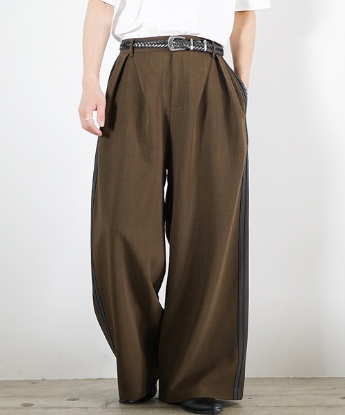 MinoriTY(マイノリティ)の「【MinoriTY】サイドラインワイドスラックス メンズ(スラックス・メンズ・チャコール/ブラウン/ブラック・S/L/M)」の11枚目の写真