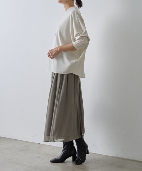 BEARDSLEY（ビアズリー）の「ラウンドキリカエプルオーバー（T