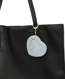 cache cache（カシュ カシュ）の「カシュカシュ cachecache / ハートケース（チャーム）」