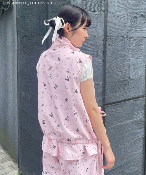 Candy Stripper(キャンディストリッパー)の「【HELLO KITTY】RIBBON&DOT ベスト(ベスト・レディース・アイボリー/ブラック/ピンク・FREE)」の12枚目の写真