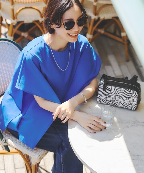 INDIVI（インディヴィ）の「【体型カバー】スクエアブラウス（シャツ/ブラウス・レディース・ブルー/ブラック/ホワイト/ライトグレー・34/15 /13/38/19/05）」の4枚目の写真