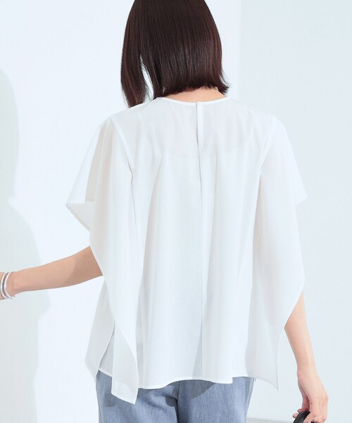 INDIVI（インディヴィ）の「【体型カバー】スクエアブラウス（シャツ/ブラウス・レディース・ブルー/ブラック/ホワイト/ライトグレー・34/15 /13/38/19/05）」の22枚目の写真