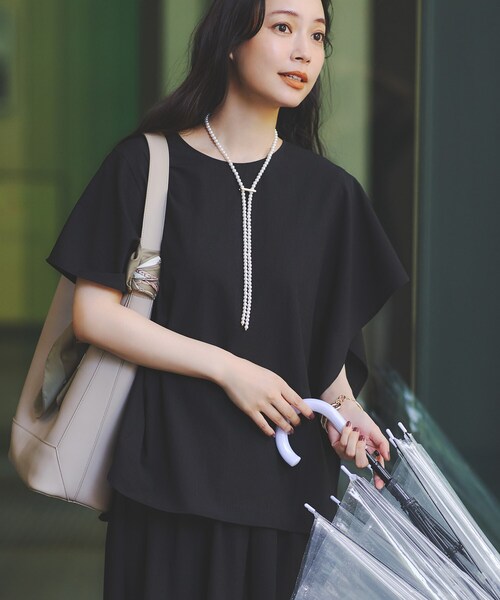 INDIVI（インディヴィ）の「【体型カバー】スクエアブラウス（シャツ/ブラウス・レディース・ブルー/ブラック/ホワイト/ライトグレー・34/15 /13/38/19/05）」の19枚目の写真