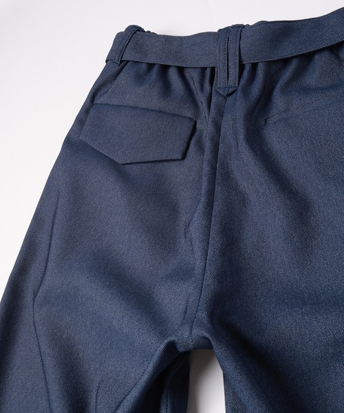 CULLNI（クルニ）の「Faux Denim 1Tuck Semi Wide Pants with Long Belt（その他パンツ・メンズ・ブラック/ネイビー/ブルー・2/1/0）」の12枚目の写真