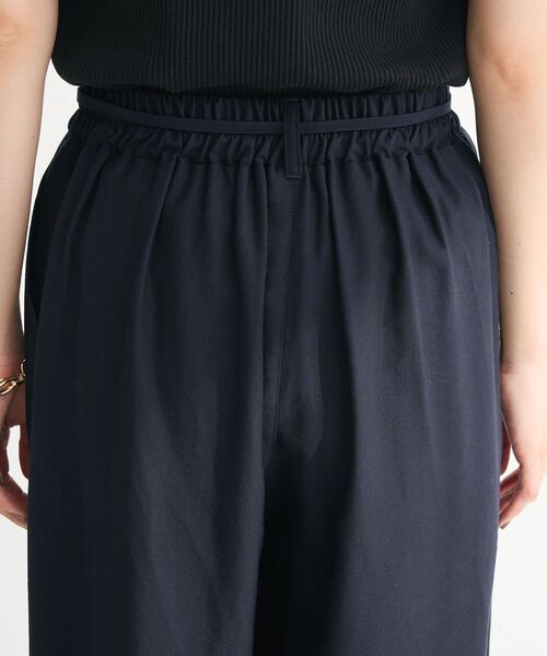 Green　Parks（グリーンパークス）の「共ベルト付きツイルカラーパンツ（その他パンツ・レディース・ダークグリーン/ベージュ/ボルドー/ブラウン/ダークネイビー・FREE）」の11枚目の写真