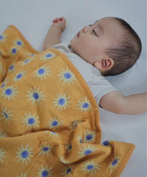 CIAOPANIC TYPY（チャオパニックティピー）の「【BABY】【Qinn】マルチウェイおくるみ（おくるみ・キッズ・アイボリー/ブラウン/オレンジ・ONE SIZE）」の3枚目の写真