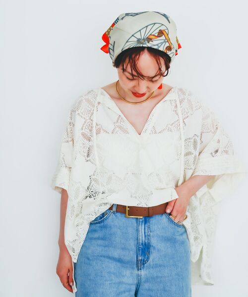 le.coeur blanc（ルクールブラン）の「AULENTTIヴィンテージスカーフ（バンダナ/スカーフ・レディース・オレンジ系その他/ベージュ系その他2・FREE）」の5枚目の写真