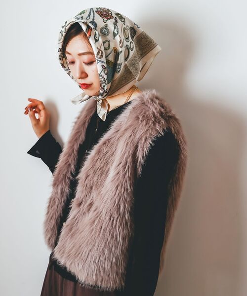 le.coeur blanc（ルクールブラン）の「AULENTTIヴィンテージスカーフ（バンダナ/スカーフ・レディース・オレンジ系その他/ベージュ系その他2・FREE）」の12枚目の写真