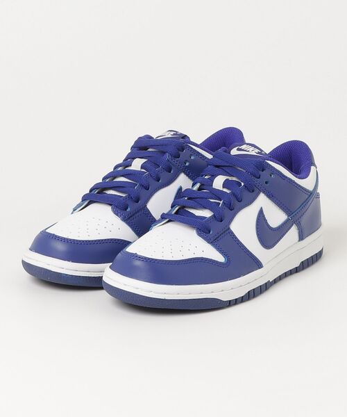 NIKE(ナイキ)の「DUNK LOW GS(スニーカー・メンズ・ブルー・23.5cm/24.0cm/24.5cm/25.0cm)」の1枚目の写真