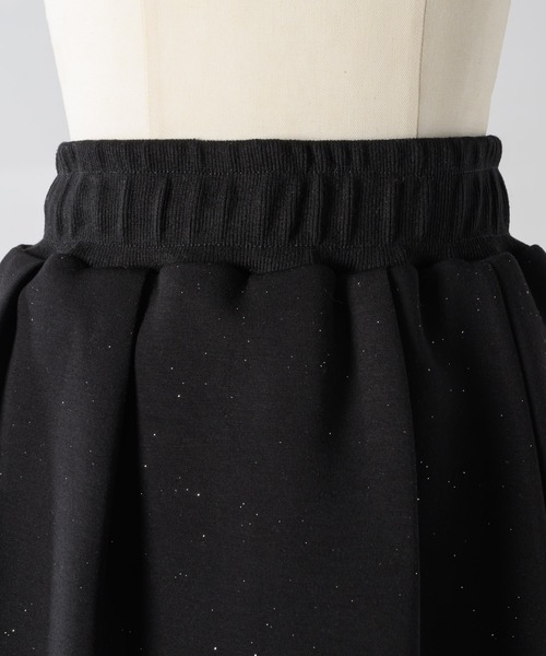 Lallana(ララーナ)の「Lame coco short sweatpants/ラメココショートスウェットパンツ(スカート・レディース・グレー/ブラック・FREE/SMALL)」の6枚目の写真