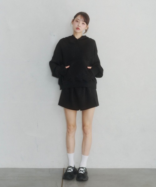 Lallana(ララーナ)の「Lame coco short sweatpants/ラメココショートスウェットパンツ(スカート・レディース・グレー/ブラック・FREE/SMALL)」の16枚目の写真