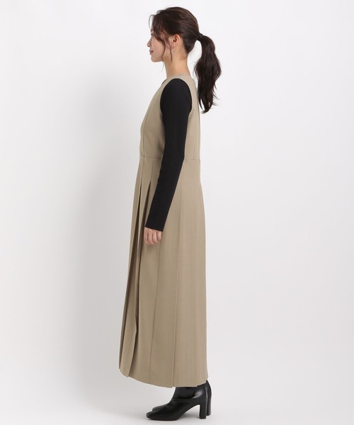 Andemiu(アンデミュウ)の「Vネックプリーツジャンスカ590659(ジャンパースカート・レディース・ブラウン/ベージュ/ボルドー・FREE)」の19枚目の写真