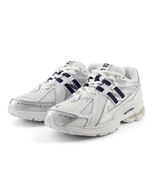 新品未使用SLOBE IENA プラットフォームシューズ 23.5 SLOBE IENA｜スローブイエナのスニーカー通販 - ZOZOTOWN