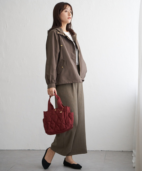 ikka（イッカ）の「【雑誌InRed11月号掲載】ピケライトマウンテンパーカ（ブルゾン・レディース・チャコールグレー/ブラウン/クリアグリーン/ライトベージュ・M/L/S）」の8枚目の写真