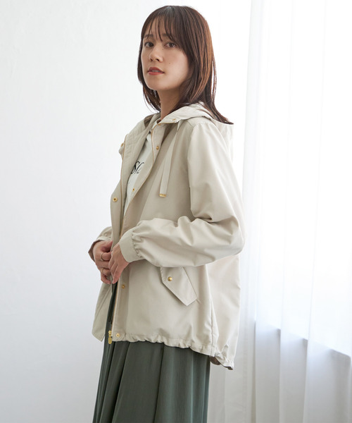 ikka（イッカ）の「【雑誌InRed11月号掲載】ピケライトマウンテンパーカ（ブルゾン・レディース・チャコールグレー/ブラウン/クリアグリーン/ライトベージュ・M/L/S）」の16枚目の写真