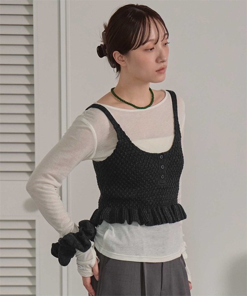 miette(ミエット)の「シュシュ付きニットキャミビスチェ(ニット/セーター・レディース・レッド/チャコール/ライトブルー・M/S/L)」の3枚目の写真