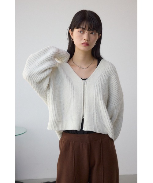 AZUL by moussy（アズールバイマウジー）の「WZIPベロアラメモールカーデ（カーディガン/ボレロ・レディース・アイボリー/ブラック/チャコールグレー・FREE）」の6枚目の写真