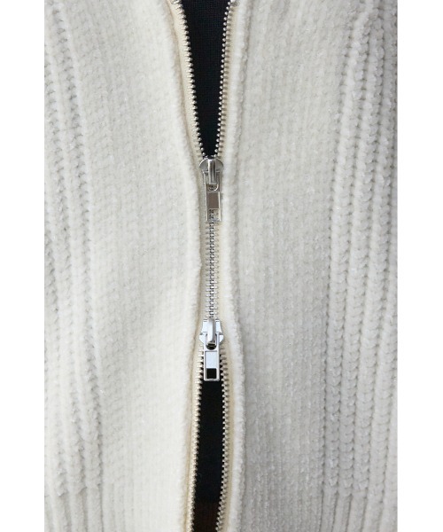 AZUL by moussy（アズールバイマウジー）の「WZIPベロアラメモールカーデ（カーディガン/ボレロ・レディース・アイボリー/ブラック/チャコールグレー・FREE）」の15枚目の写真