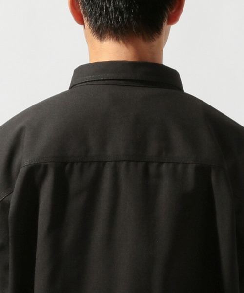 niko and...（ニコアンド）の「ワイドスリーブオーバーシャツ（シャツ/ブラウス・メンズ・ブラック/ライトブラウン・LARGE/MEDIUM）」の6枚目の写真