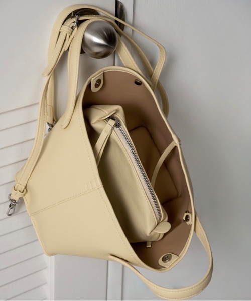 lawgy（ラウジー）の「2way landscape pouch set bag / 2wayランドスケープポーチセットバッグ（ショルダーバッグ・レディース・クリーム/キャメル/ブラック・FREE）」の7枚目の写真