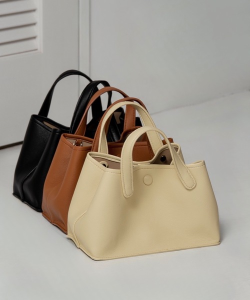 lawgy（ラウジー）の「2way landscape pouch set bag / 2wayランドスケープポーチセットバッグ（ショルダーバッグ・レディース・クリーム/キャメル/ブラック・FREE）」の4枚目の写真