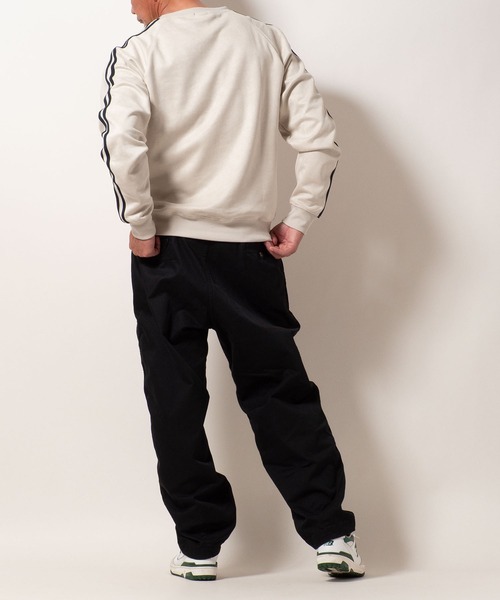 BAYBLO(ベイブロ)の「(SA) スウェード ロゴ ライン トレーナー(スウェット・メンズ・ブラック/ブラウン/グレー/アイボリー・M/L/LL)」の9枚目の写真