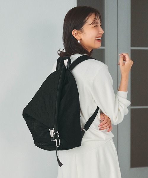 TREASURE TOPKAPI(トレジャートプカピ)の「【TREASURE TOPKAPI】ナイロン キルティング アシンメトリー リュック(バックパック/リュック・レディース・ブラック/グレー・FREE)」の22枚目の写真